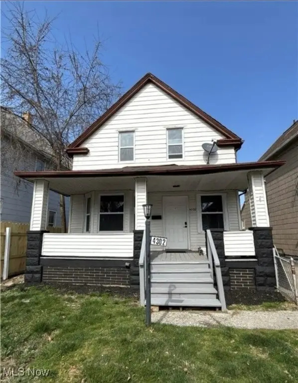 4302 Daisy Avenue, Cleveland, OH 44109 - Image #2