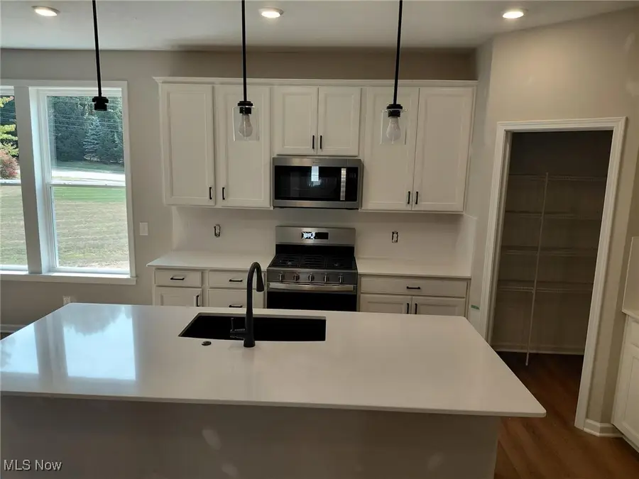 3831 Golden Wood Way, Green, OH 44685 - Image #3