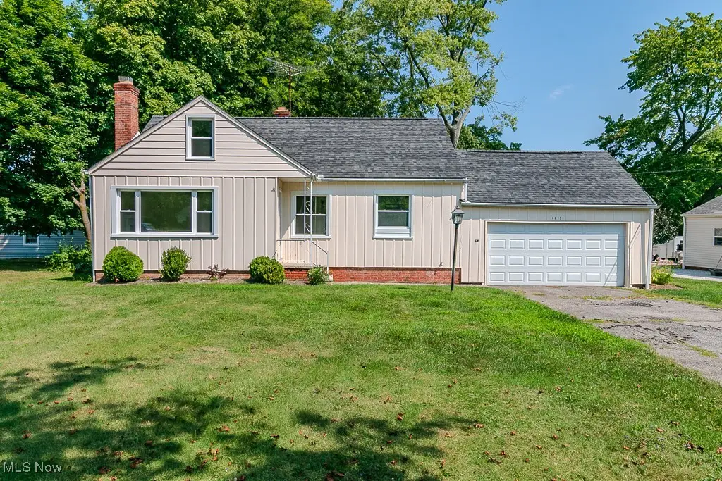 6015 Wilson Mills Road, Highland Heights, OH 44143 - Image #1