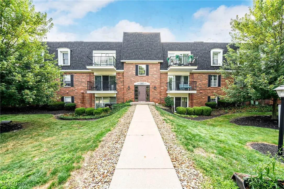 1930 King James #205, Westlake, OH 44145 - Image #1