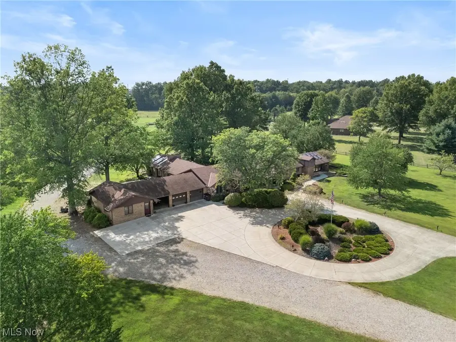 11950 Castleton Lane, Grafton, OH 44044 - Image #3