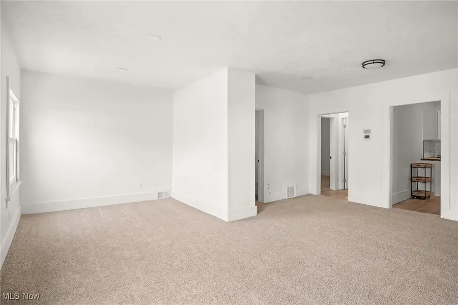 230 Clarencedale Avenue, Youngstown, OH 44512 - Image #2