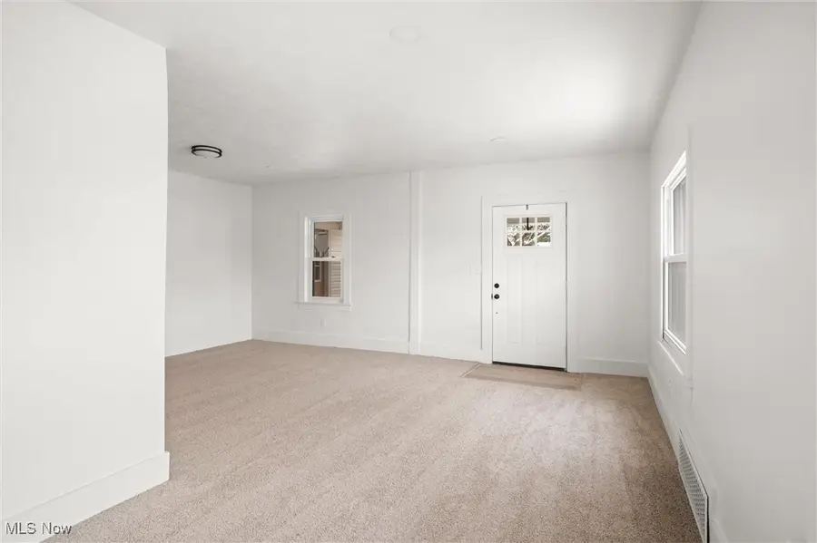 230 Clarencedale Avenue, Youngstown, OH 44512 - Image #3