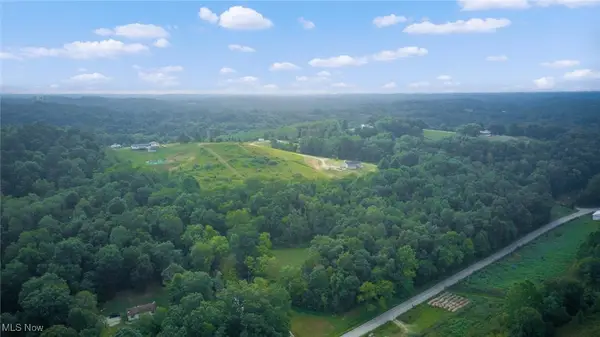 Pahlhurst, Parkersburg, WV 26101