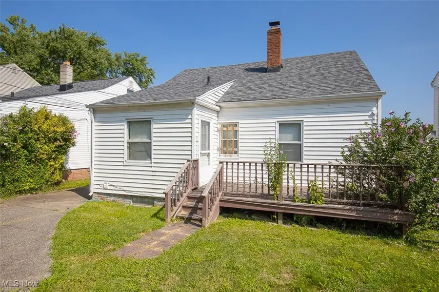 12324 Oak Park Boulevard, Garfield Heights, OH 44125 - #2