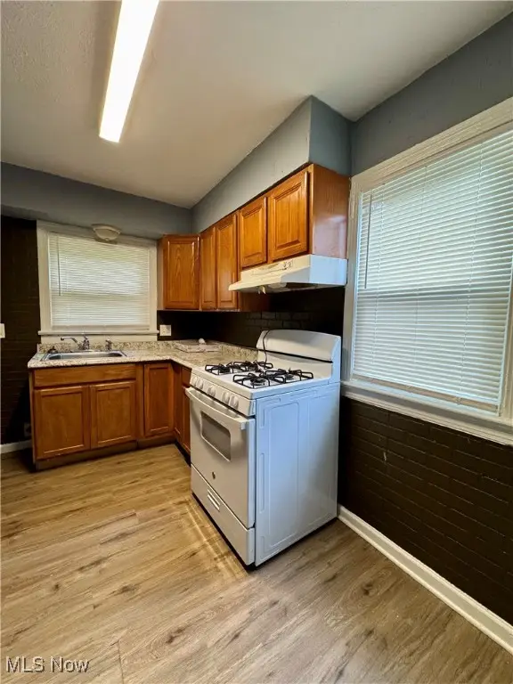 1372 Frederick Boulevard, Akron, OH 44320 - Image #3