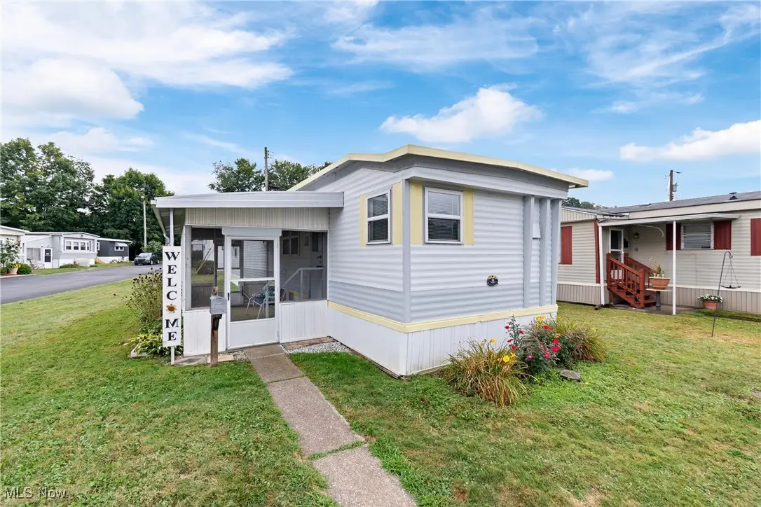 96 Helen Street, Barberton, OH 44203 - Image #1