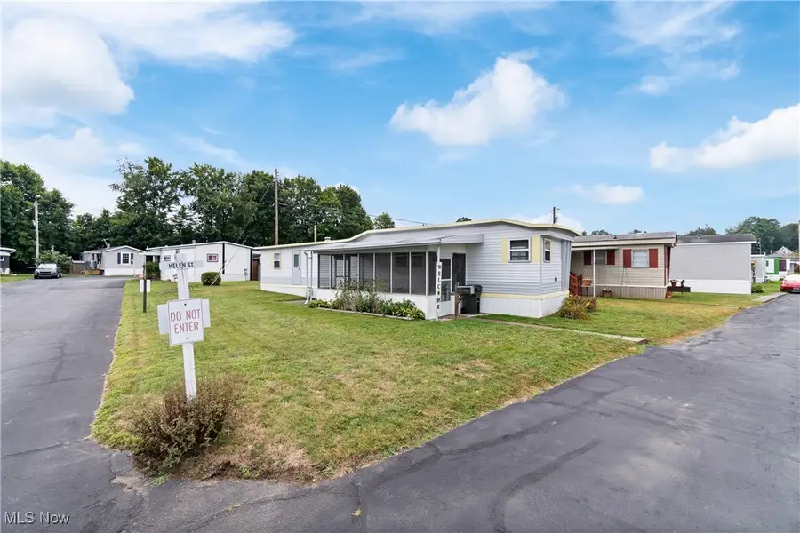 96 Helen Street, Barberton, OH 44203 - Image #3