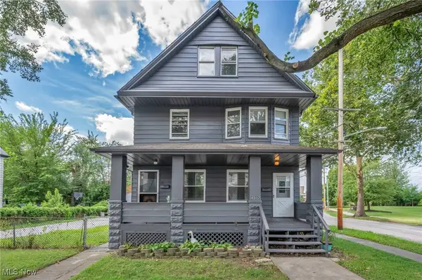 4302 W 30th Street, Cleveland, OH 44109