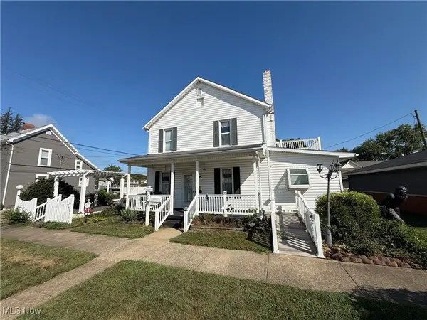 123 E 7th Street, Uhrichsville, OH 44683