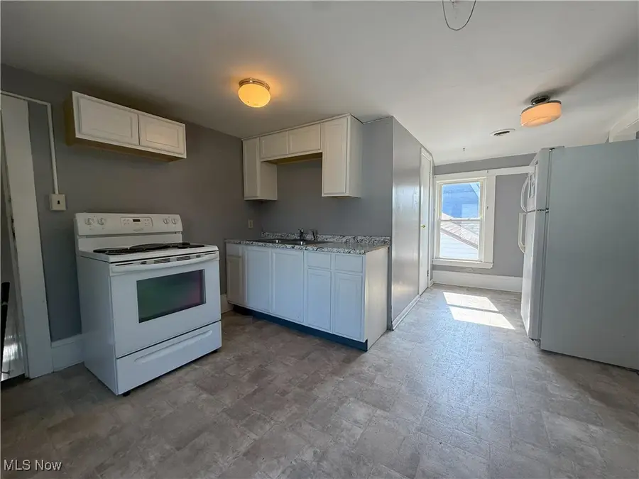 21070 N Vine Avenue, Euclid, OH 44119 - Image #3