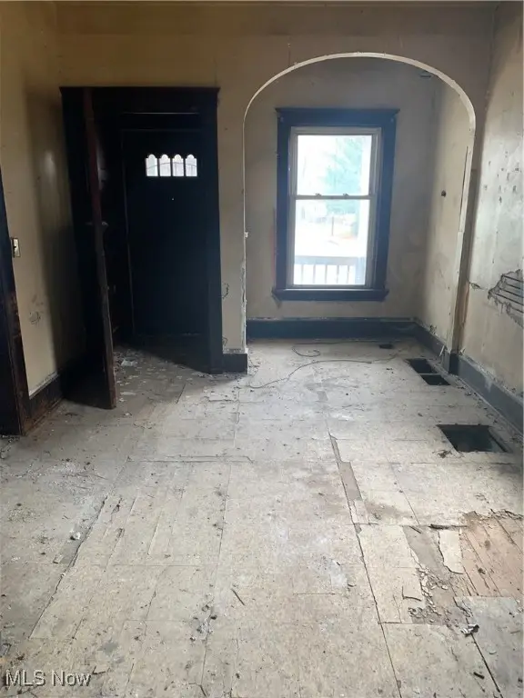 8312 Linwood Avenue, Cleveland, OH 44103 - Image #2