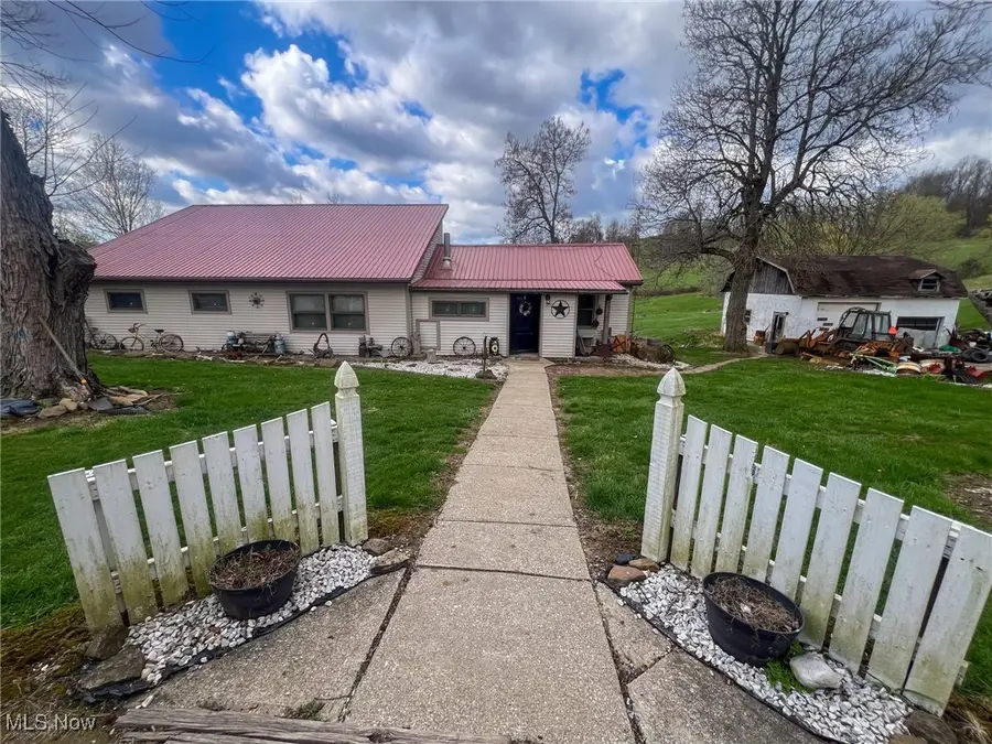 75940 Smyrna Rd, Freeport, OH 43973 - Image #2