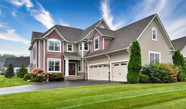 17581 Gates Landing Drive, Chagrin Falls, OH 44023