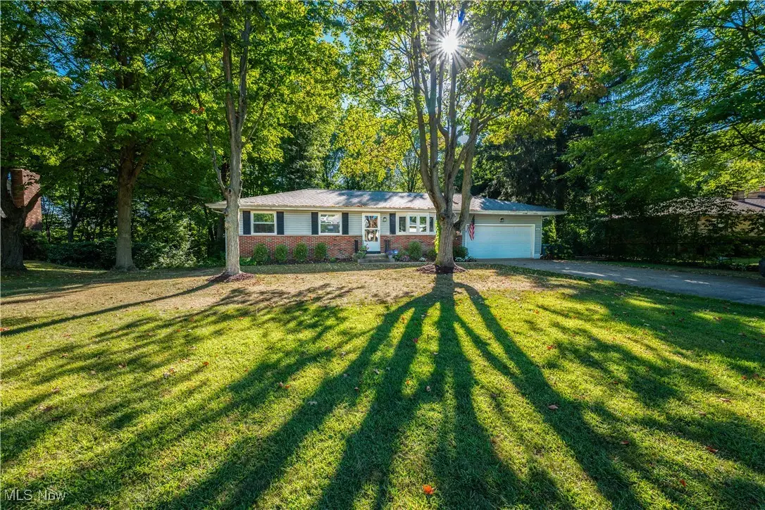 3141 Fair Oaks Drive, Norton, OH 44203 - Image #1