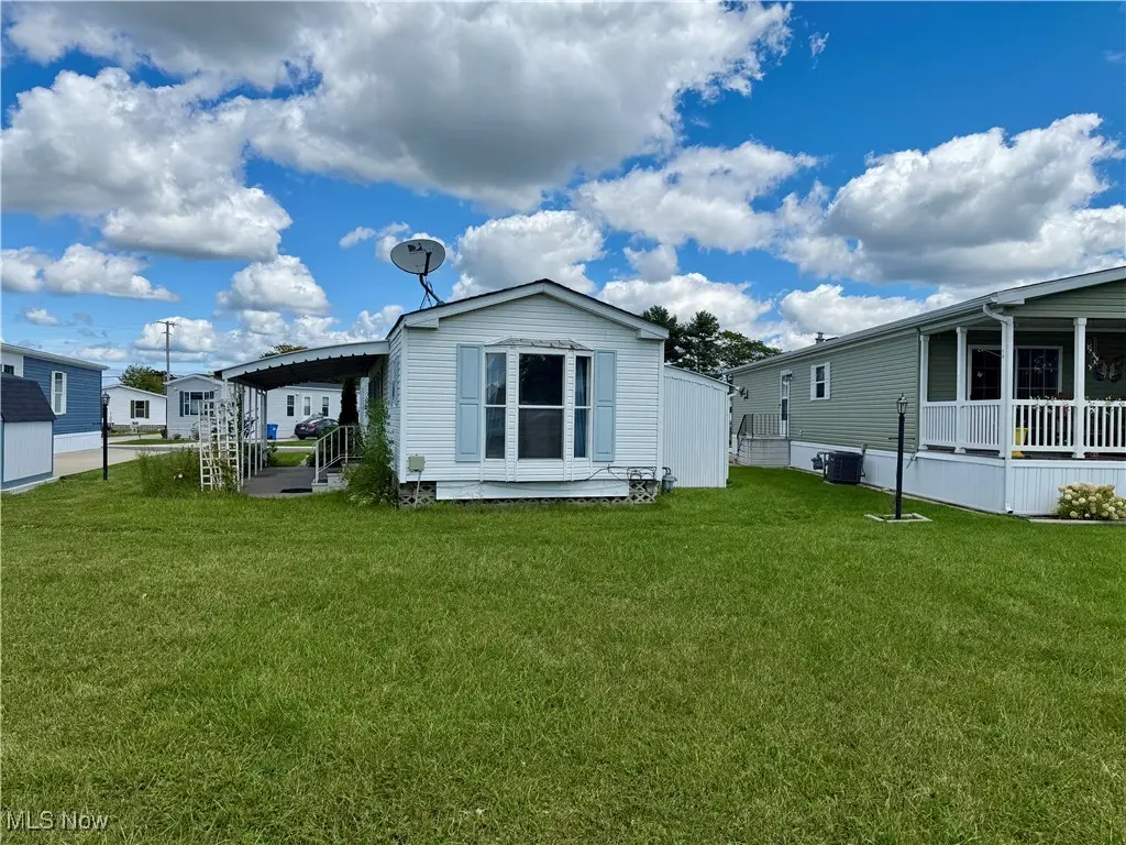 129 Gull Drive, Elyria, OH 44035 - Image #1