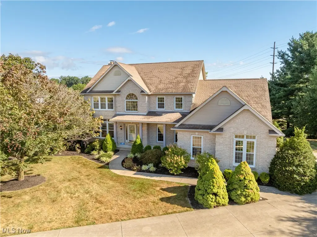 8073 Grayson Green Nw Street, Massillon, OH 44646 - Image #1