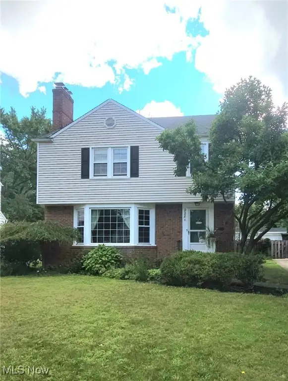 2281 Traymore, University Heights, OH 44118 - Image #1