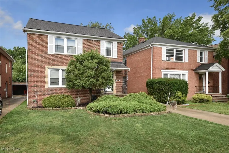 2392 Warrensville Center Road, University Heights, OH 44118 - Image #2