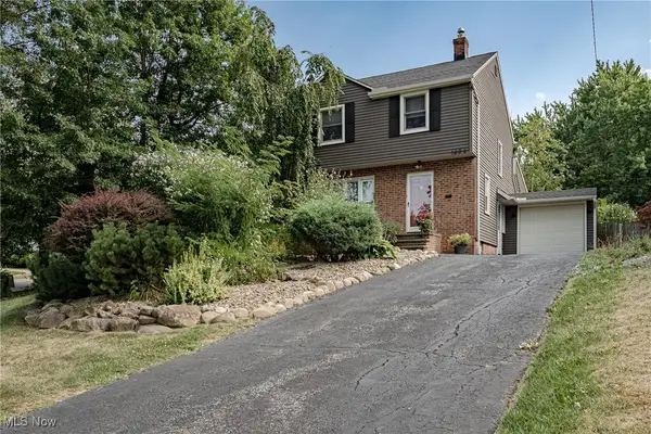 1494 Laclede Road, South Euclid, OH 44121