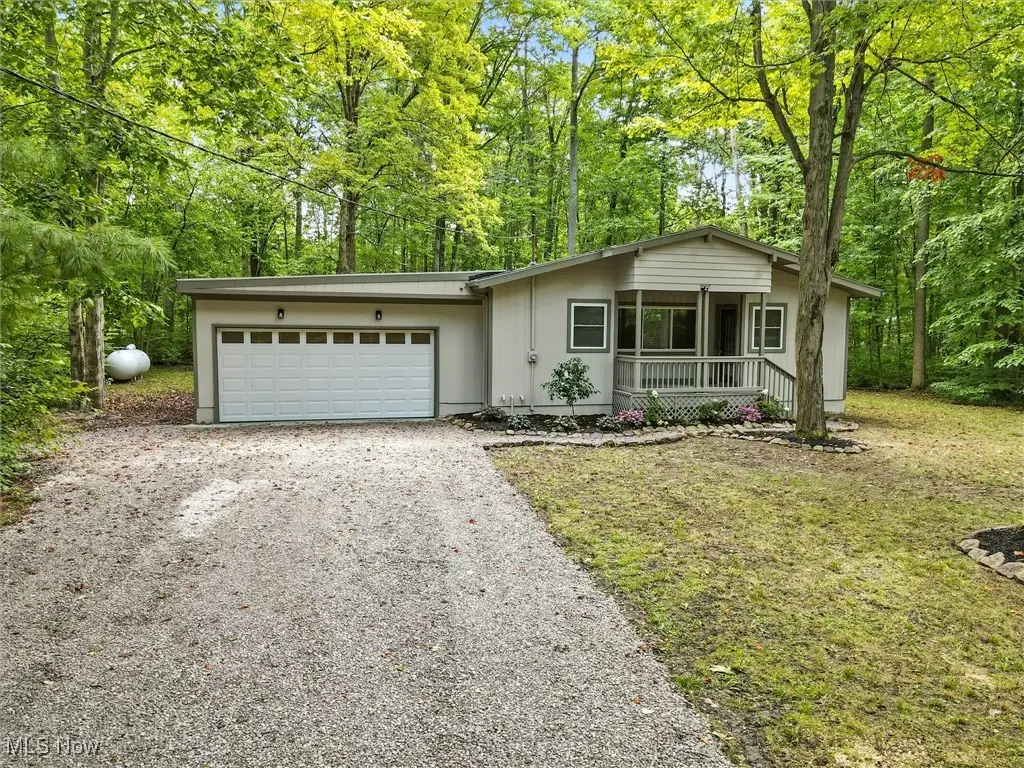 2213 Fox Run Drive, Roaming Shores, OH 44084 - Image #1