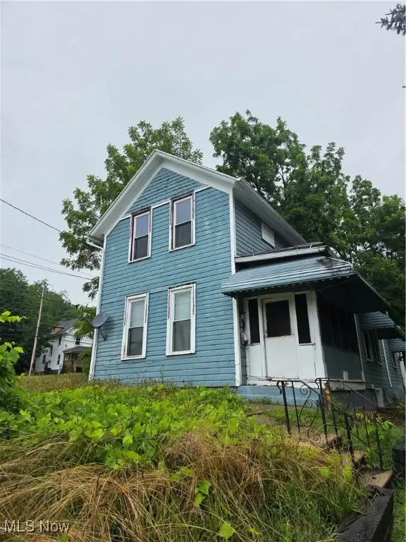 677 Vernon Odom Boulevard, Akron, OH 44307 - Image #2