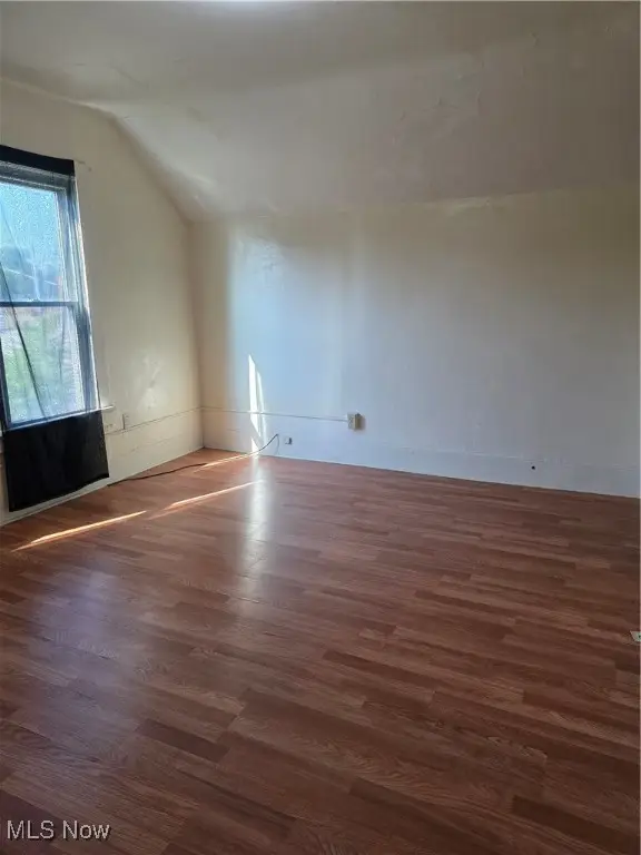 677 Vernon Odom Boulevard, Akron, OH 44307 - Image #3