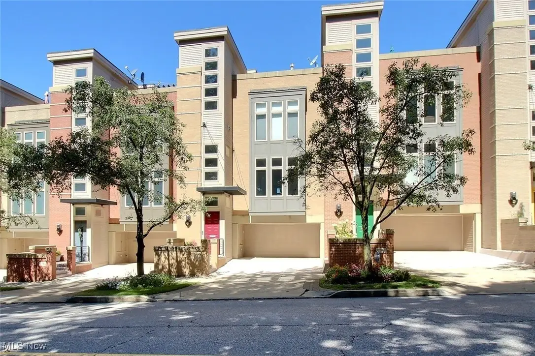 2339 Edgehill Road, Cleveland, OH 44106 - Image #1