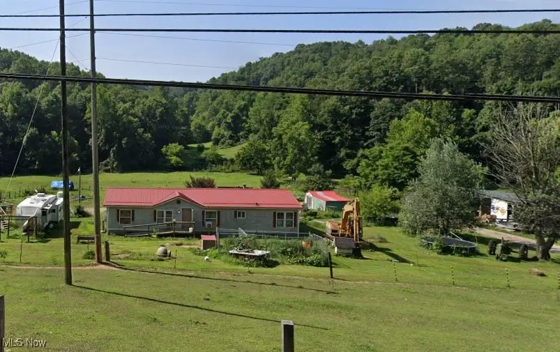 5628 Bloomfield Road, Cambridge, OH 43725 - Image #1