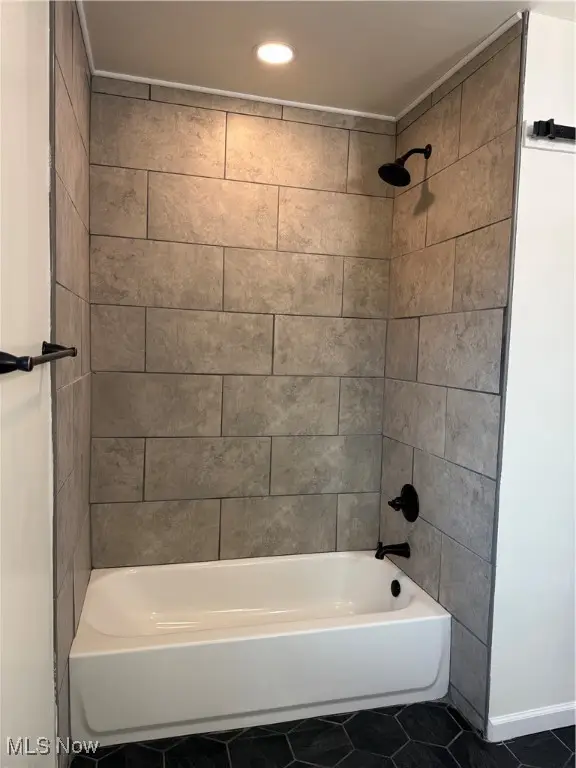 216 E Main Street, Girard, OH 44420 - Image #2