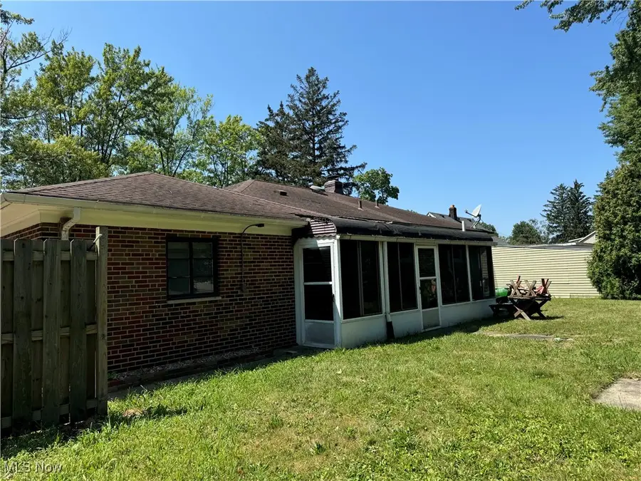 3463 Clague Road, North Olmsted, OH 44070 - Image #2