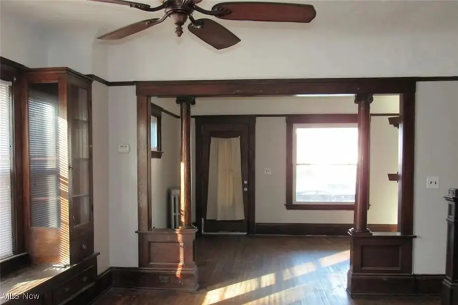 3407 Daisy Avenue, Cleveland, OH 44109 - Image #2