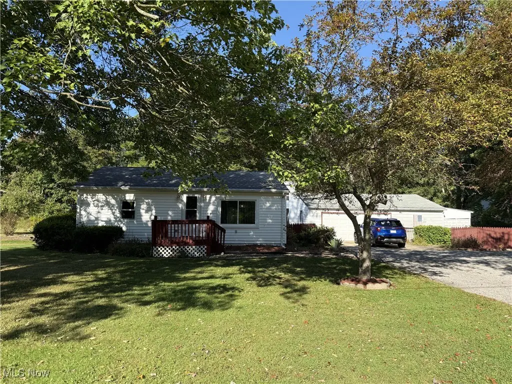 1555 Sodom Hutchings Ne Road, Vienna, OH 44473 - Image #1