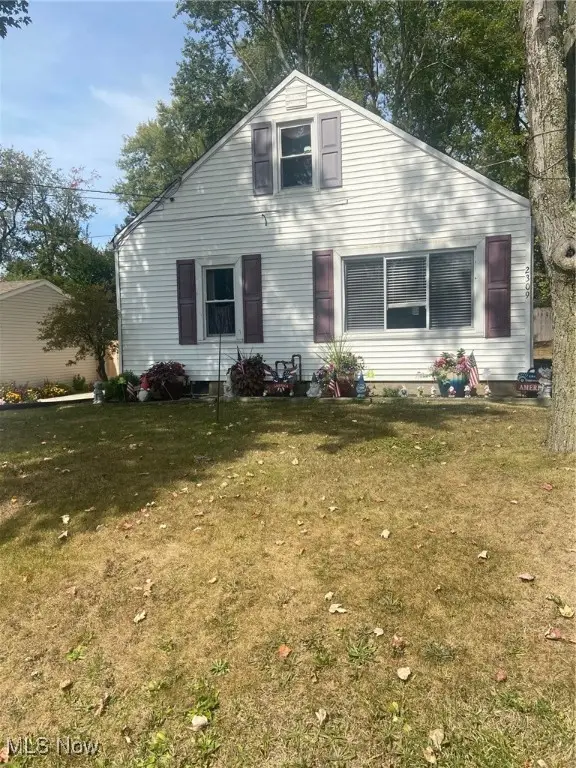 2309 43rd Nw Street, Canton, OH 44709 - Image #1