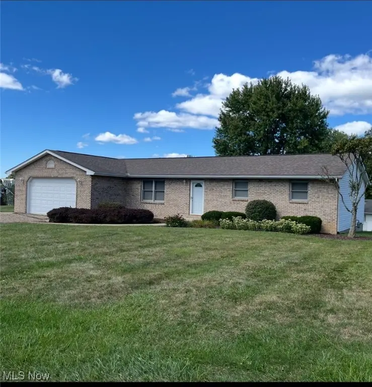 1560 Coachlite Circle, Nashport, OH 43830 - Image #1