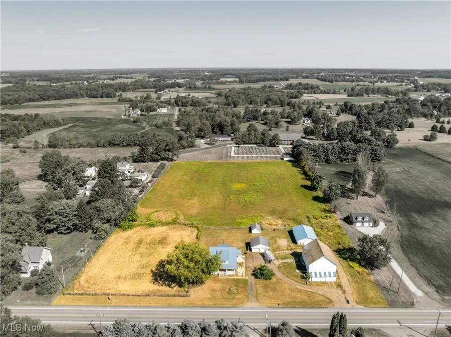 13529 Louisville Ne Street, Paris, OH 44669 - Image #3