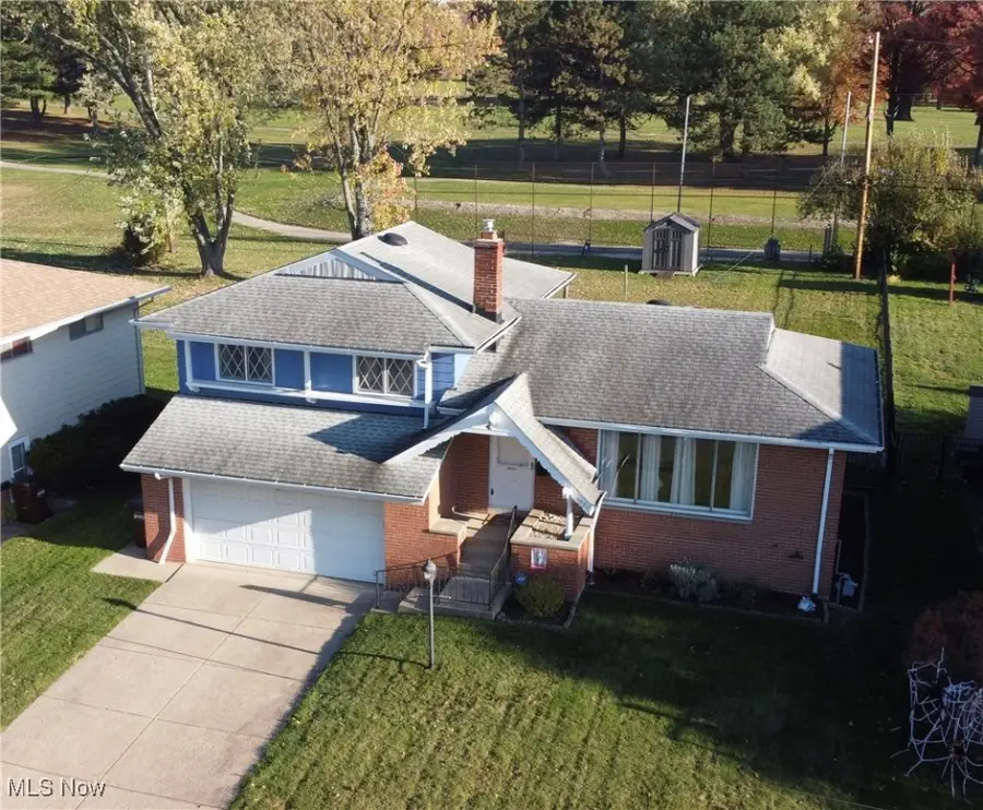 6921 Hollywood Drive, Parma, OH 44129 - Image #2