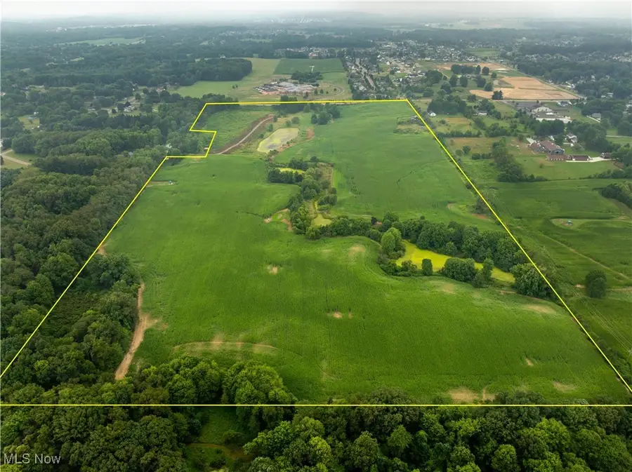 8785 Strausser Nw Street, Massillon, OH 44646 - Image #3