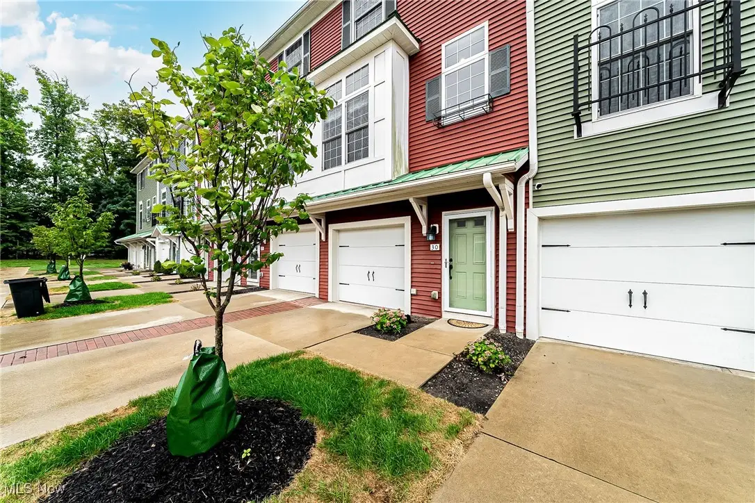 30 Grandview Drive, Rocky River, OH 44116 - Image #1