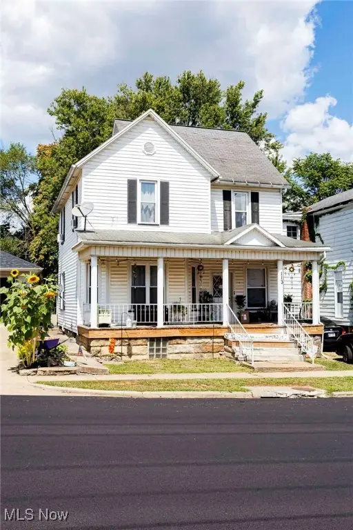 113 E 4th Street, Uhrichsville, OH 44683 - Image #1