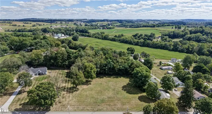 591 N Mill Street #C, Fredericksburg, OH 44627 - Image #2