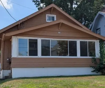 534 Thelma Avenue, Akron, OH 44314