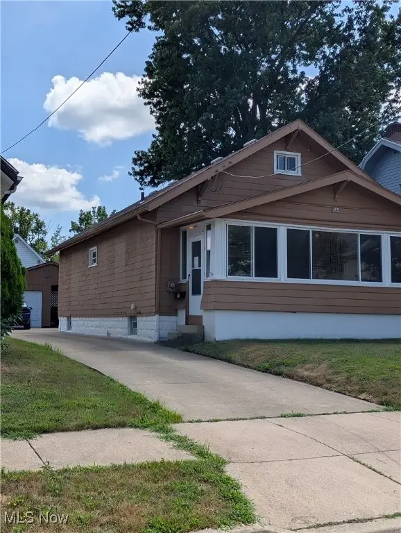 534 Thelma Avenue, Akron, OH 44314 - Image #2