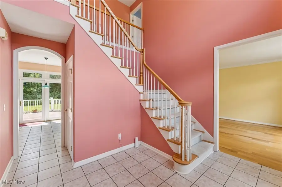 708 Dominic Drive, Cuyahoga Falls, OH 44223 - Image #3