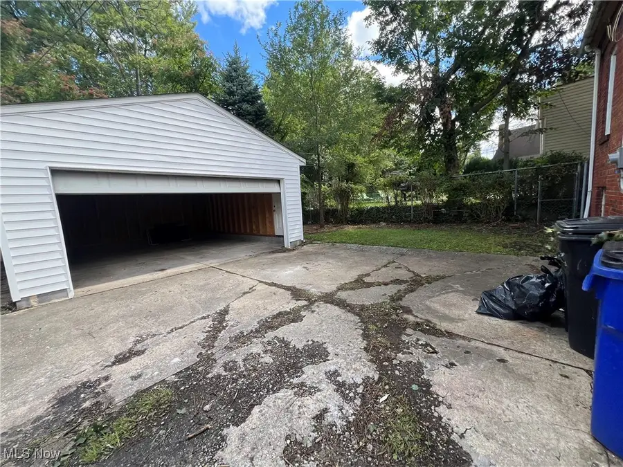11413 Notre Dame Avenue, Cleveland, OH 44104 - Image #3
