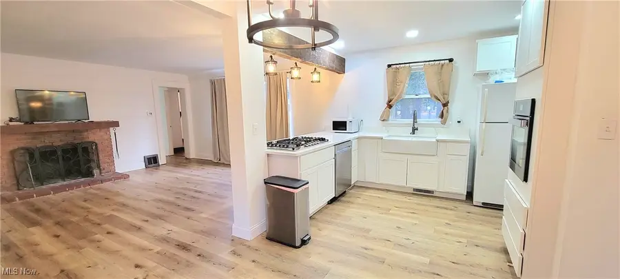 22601 Harms Road, Cleveland, OH 44143 - Image #2