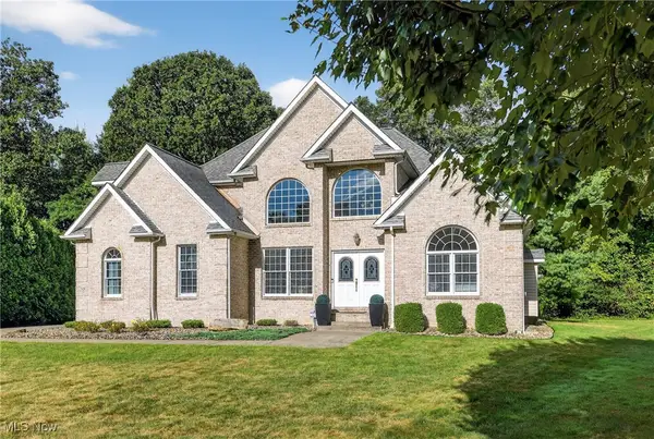 108 Riviera Court, Warren, OH 44484