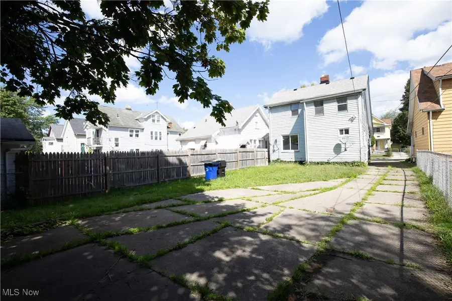 12810 Benwood Avenue, Cleveland, OH 44105 - Image #2