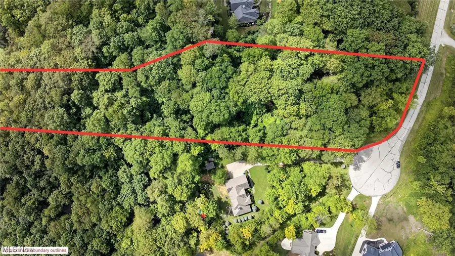 S/L 19 Sutton Place, Chardon, OH 44024 - Image #2