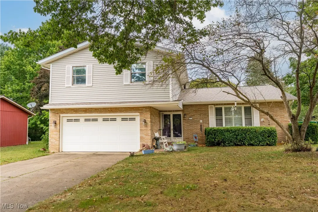 8896 Indian Hills Nw Circle, Canal Fulton, OH 44614 - Image #1